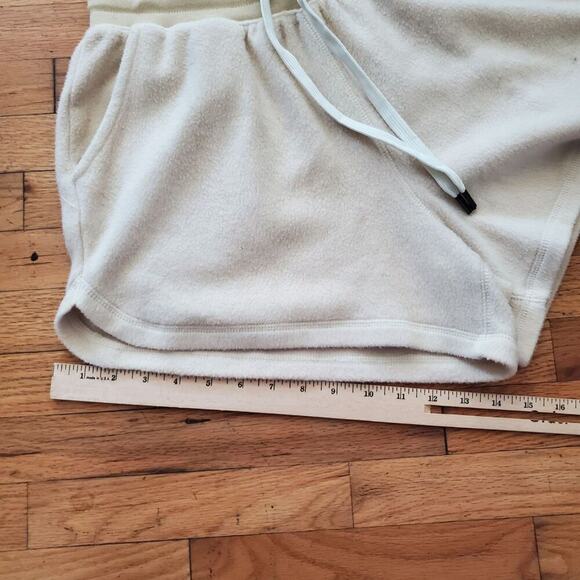 Feat Blanket Blend Fleece Shorts Beige High Rise Pull On Athleisure Comfy Lounge - Picture 6 of 10